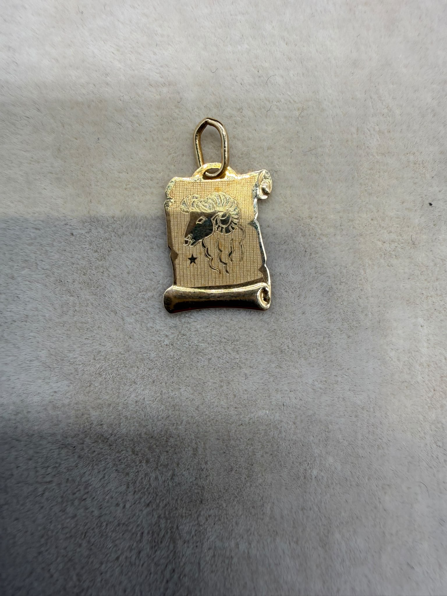 Steinbockanhänger 585 Gelbgold